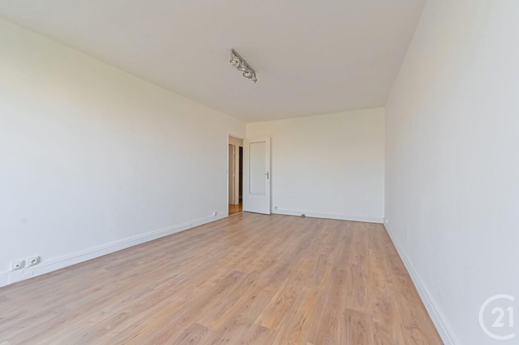 Location appartement meublé 2 pièces 46 m²
