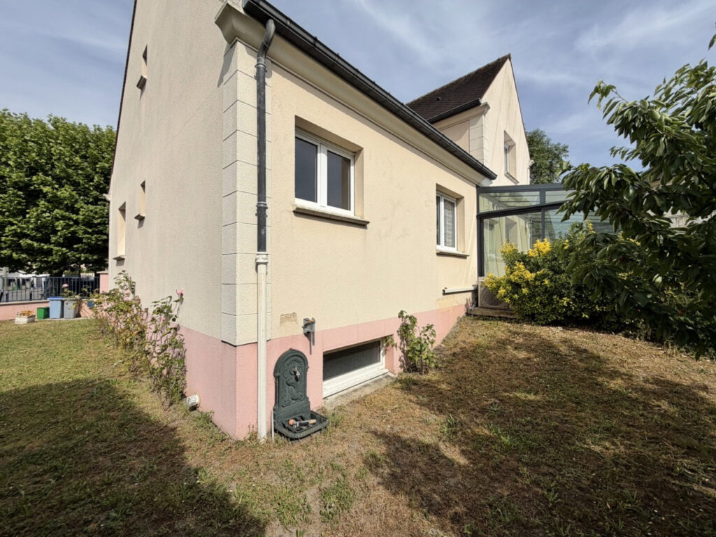 Location maison 5 pièces 121 m²