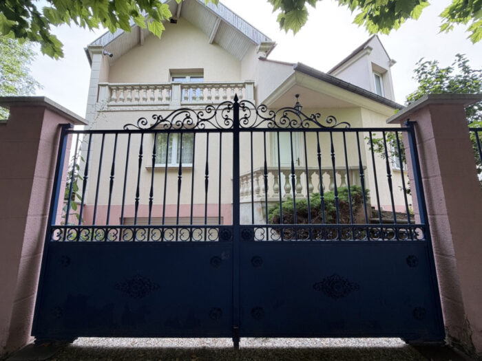 Location maison 5 pièces 121 m²