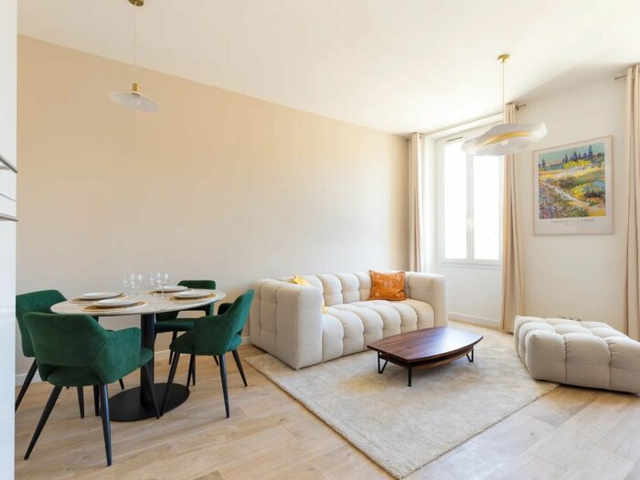 Location appartement meublé 3 pièces 58 m²
