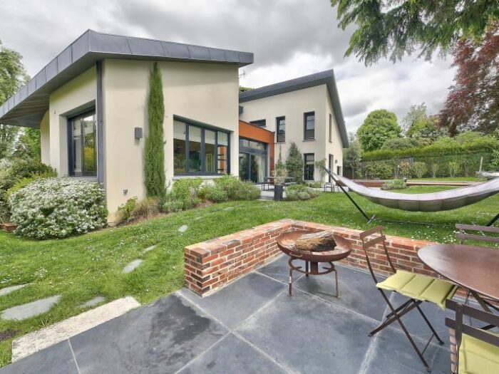 Location maison meublée 8 pièces 316 m